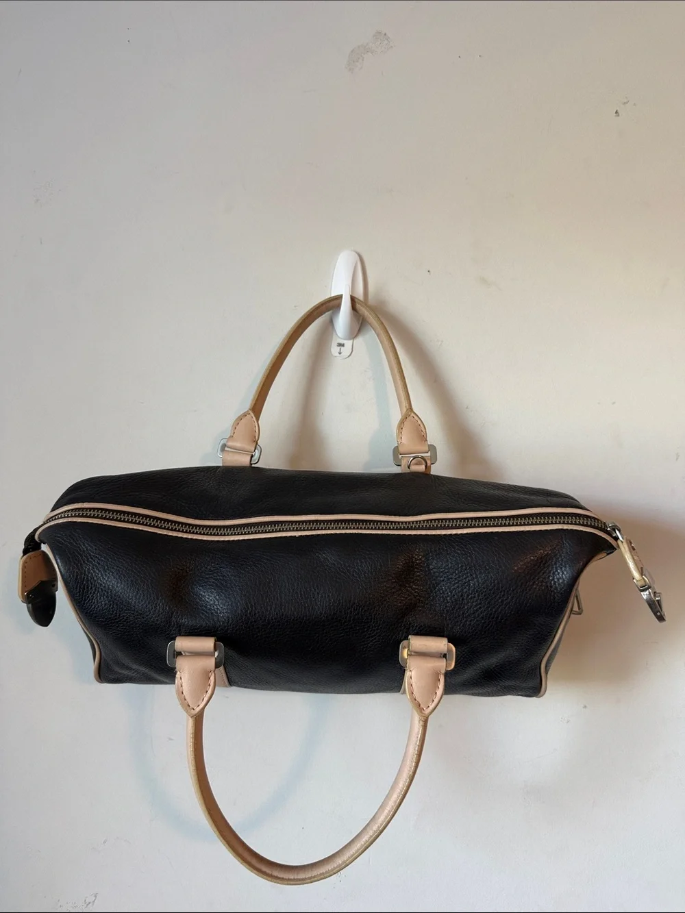 Ann Taylor Vintage #Y2K Dark Brown Leather Duffel with Beige Trim Handbag
